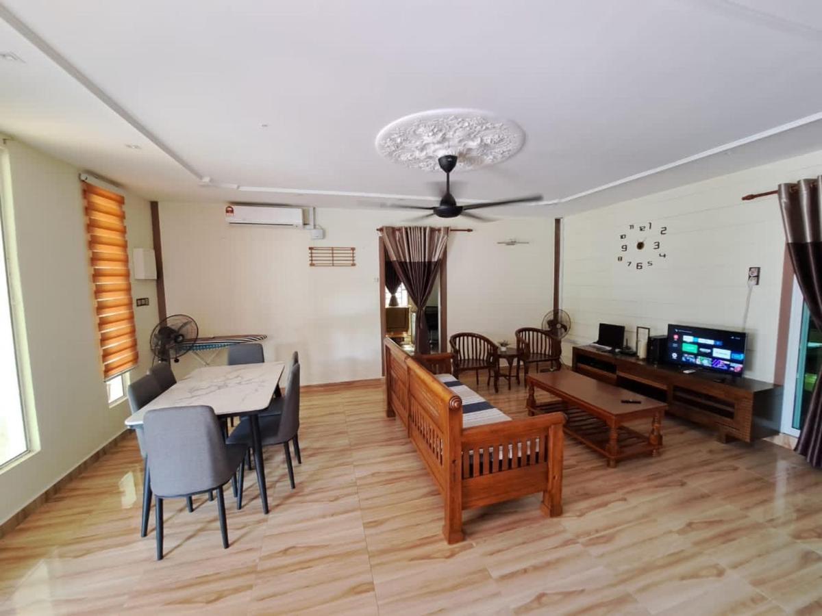 Rayyan Ashraf Homestay Кота-Бару Экстерьер фото